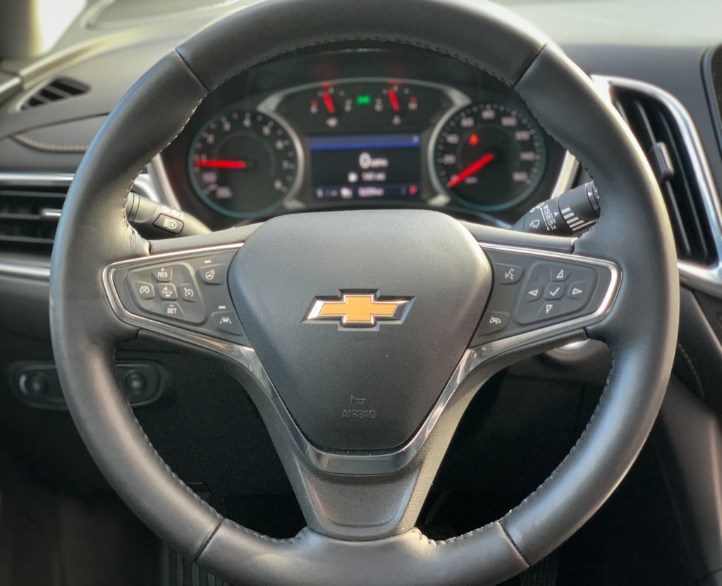 Chevrolet Equinox steering wheel