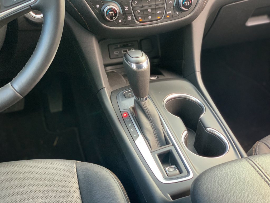 Chevrolet Equinox Shifter 9-speed automatic